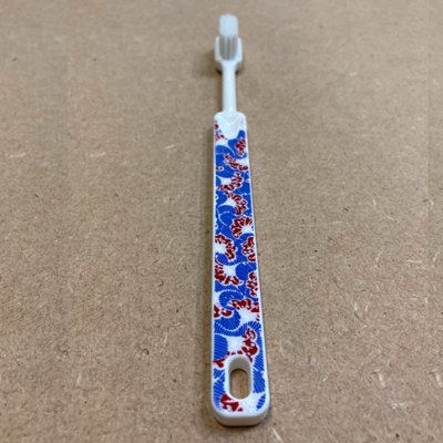 Brosse à dents à tête rechargeable Wax - imprimé bleu rouge - medium